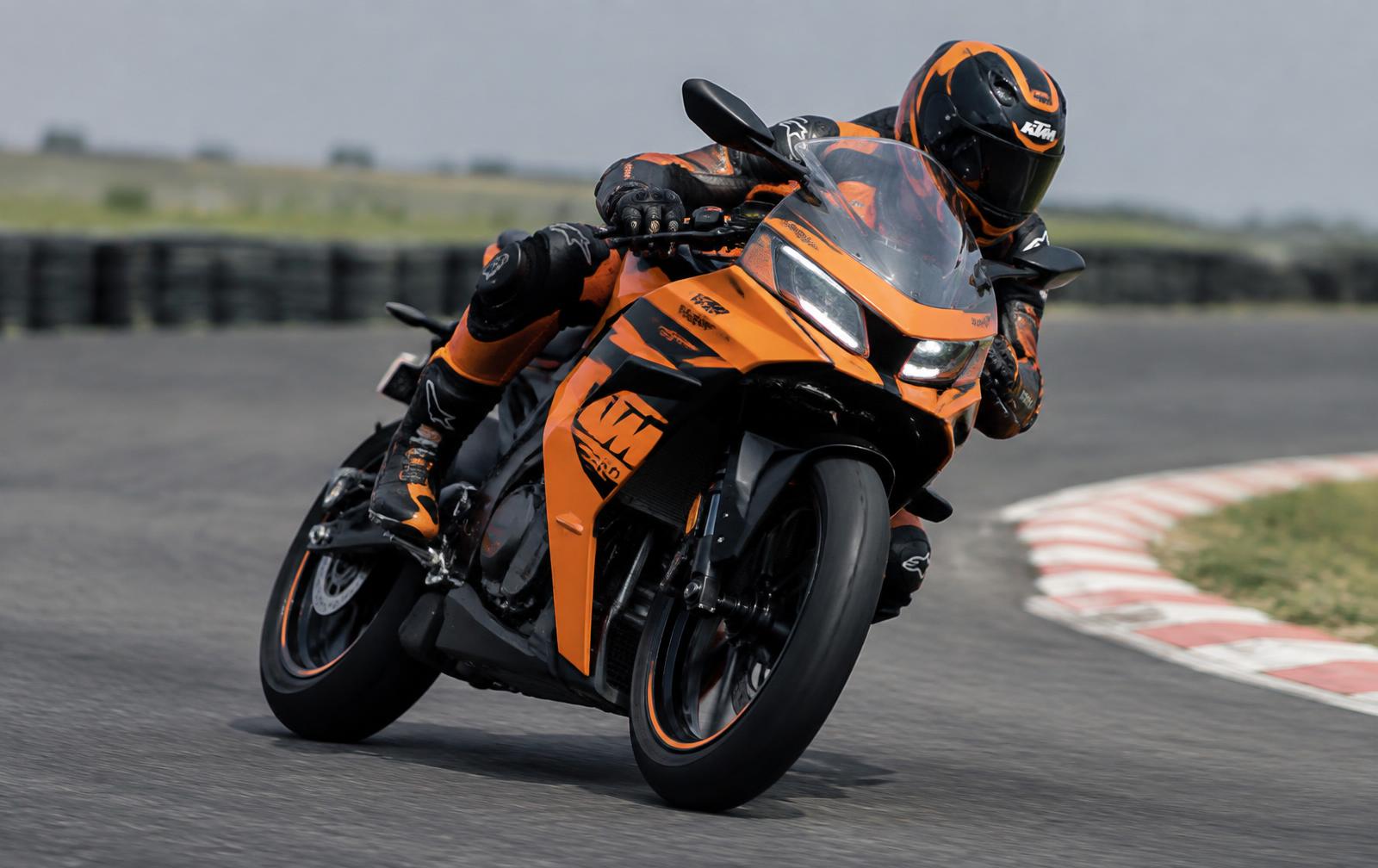 KTM RC · Supersport bei Moto-Center WEST St. Gallen KTM RC · Supersport bei Moto-Center WEST St. Gallen