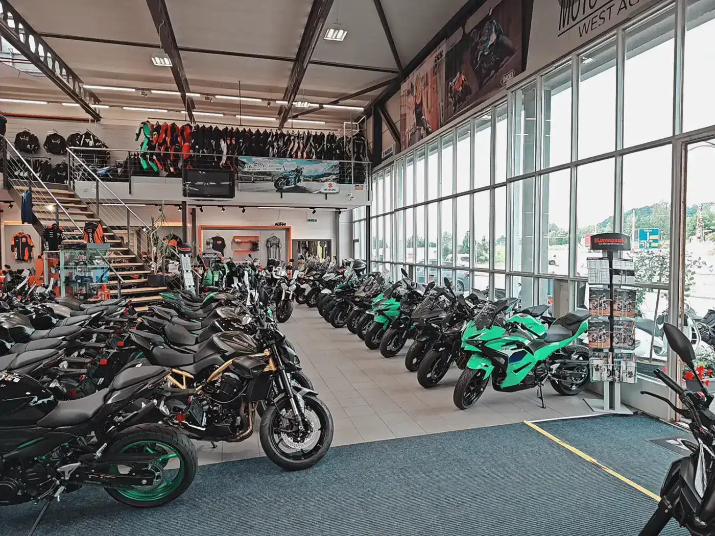 Kawasaki Cruiser bei Moto-Center WEST St. Gallen Kawasaki Cruiser bei Moto-Center WEST St. Gallen